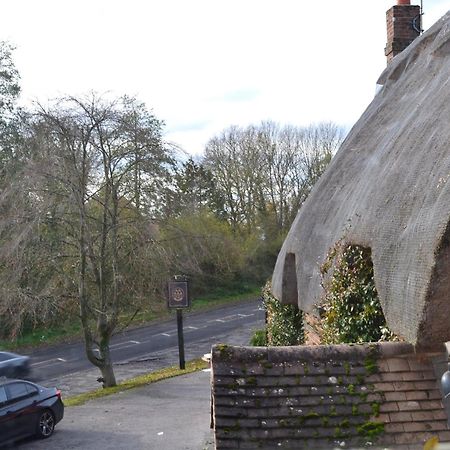 Hotel Five Bells Wickham Newbury  Exterior foto